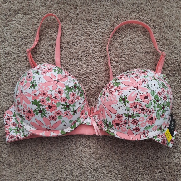 NWT Coobie 34 C Bra..  Padded Underwire, removable straps. - Picture 1 of 4